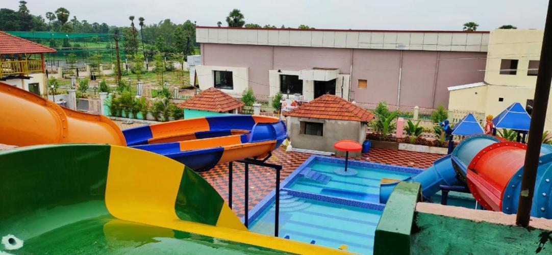 Siriki Resorts Srungavarapukota Exterior foto