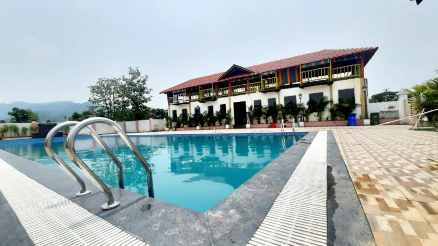 Siriki Resorts Srungavarapukota Exterior foto